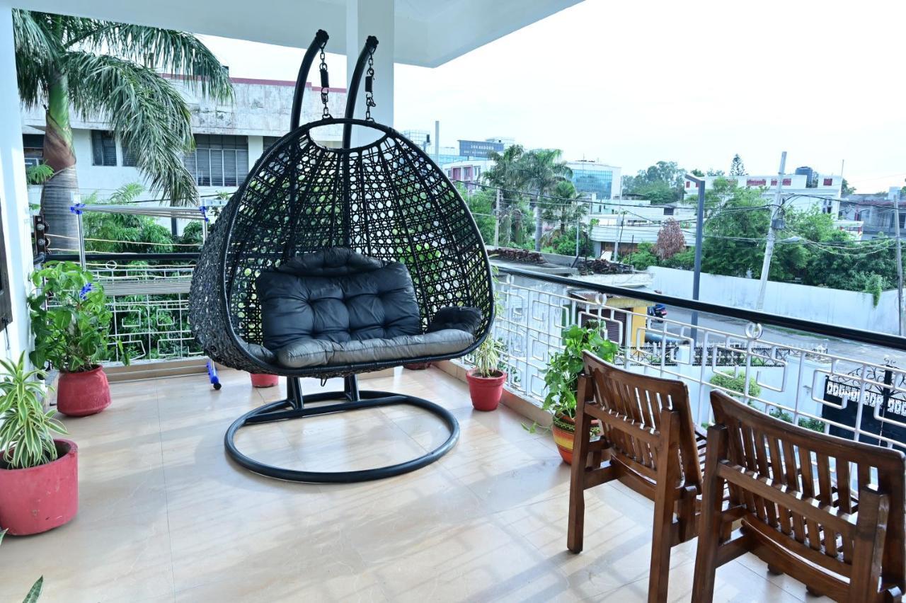 Dhairya'S Villa Home Away From Home 贾姆穆 外观 照片