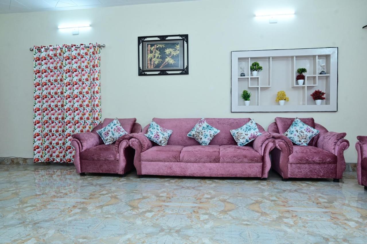 Dhairya'S Villa Home Away From Home 贾姆穆 外观 照片
