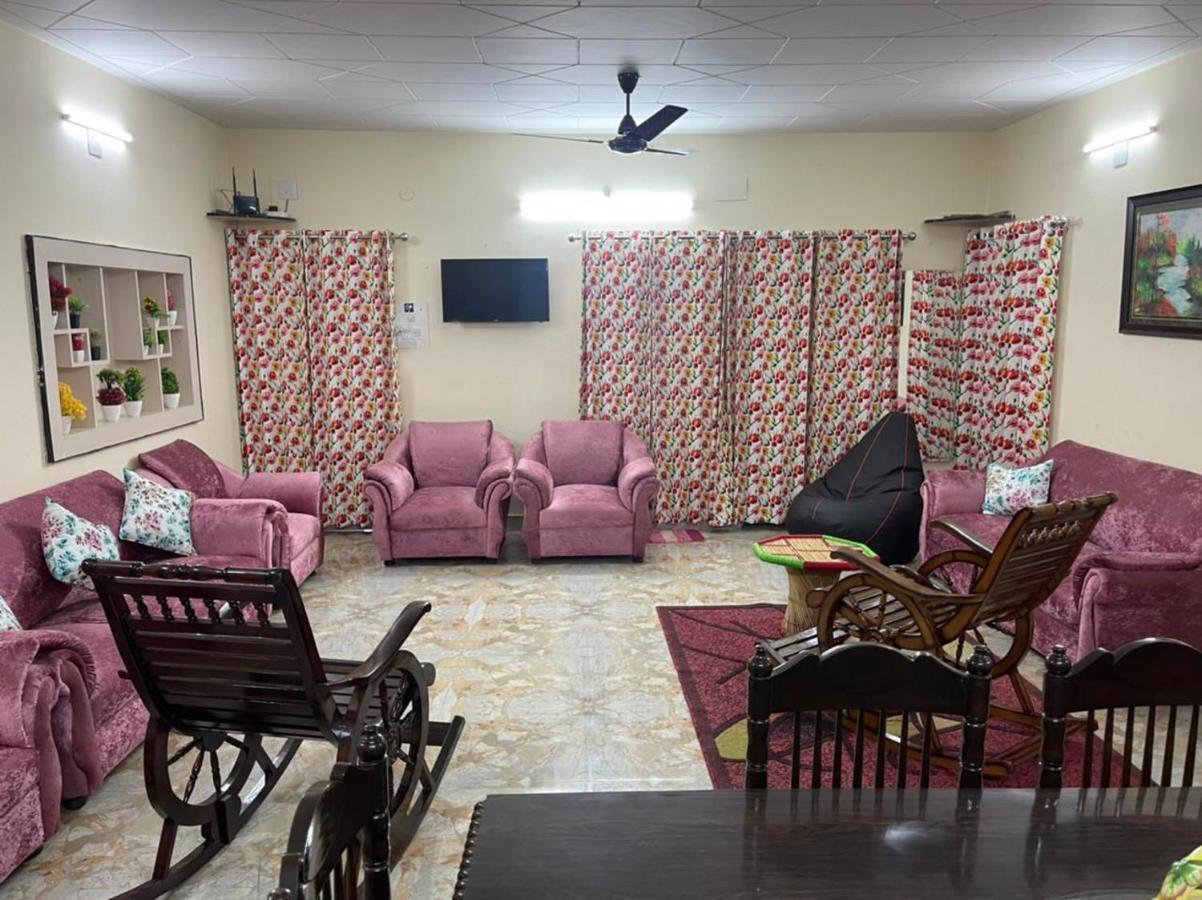 Dhairya'S Villa Home Away From Home 贾姆穆 外观 照片