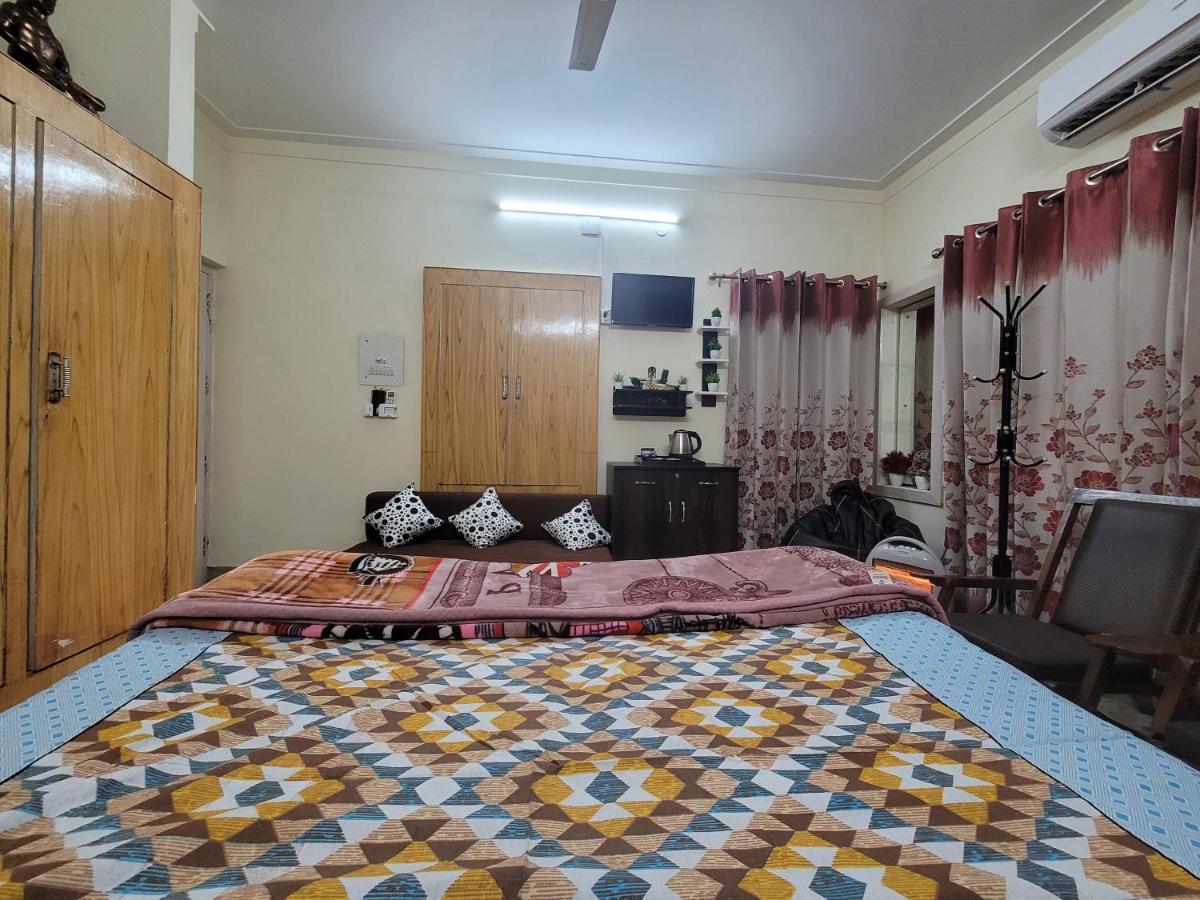 Dhairya'S Villa Home Away From Home 贾姆穆 外观 照片