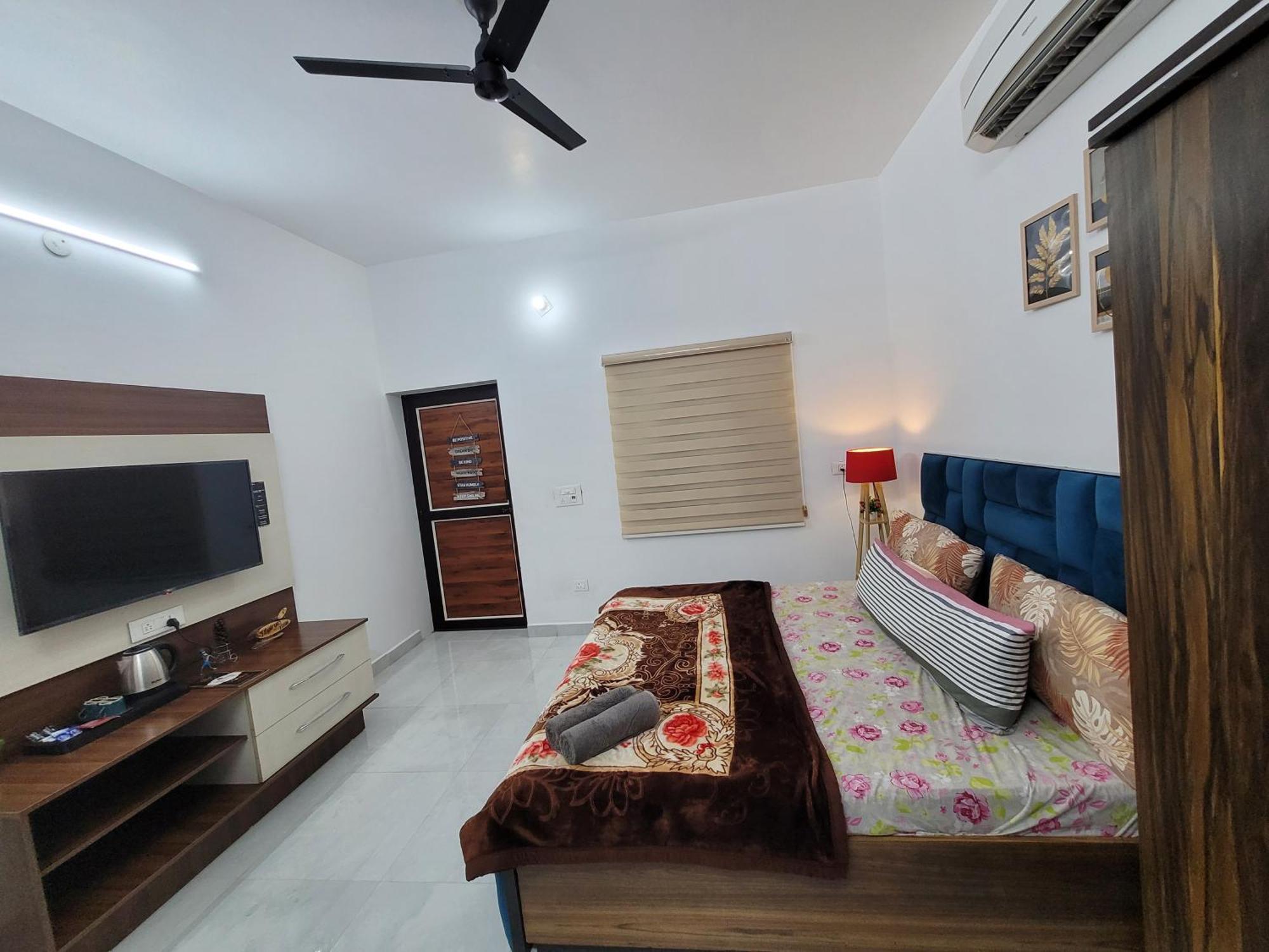 Dhairya'S Villa Home Away From Home 贾姆穆 外观 照片